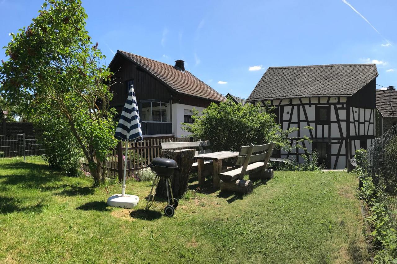 Haus Innerdorf Gemuetliches Ferienhaus Im Taunus Pohl  Экстерьер фото